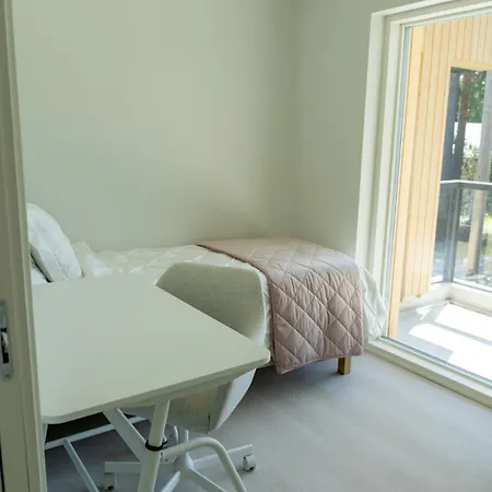 Brand New House With Parking, Sauna, Patio