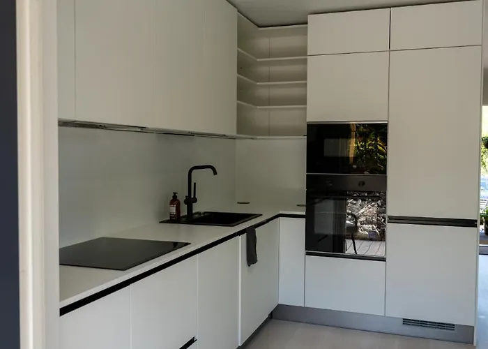 Brand New House With Parking, Sauna, Patio Vantaa